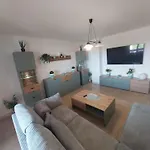 Me Living - - Strandnaehe Apartman Póla