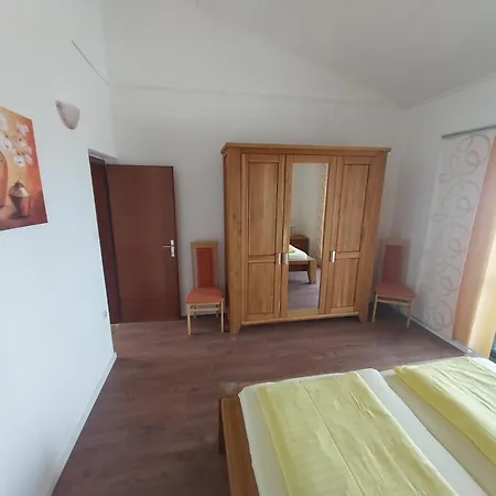 Me Living - - Strandnaehe 아파트 풀라