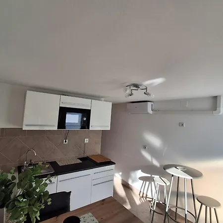 Me Living - - Strandnaehe 아파트