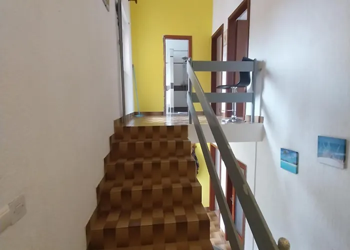 Me Living - - Strandnaehe * 풀라