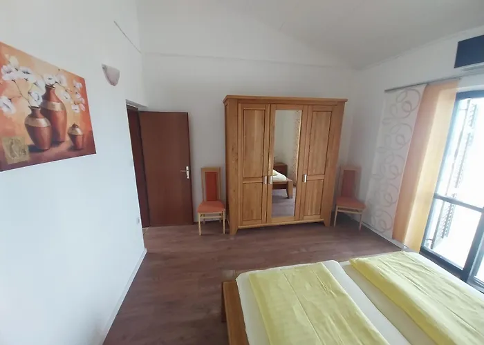 Me Living - - Strandnaehe 아파트 풀라