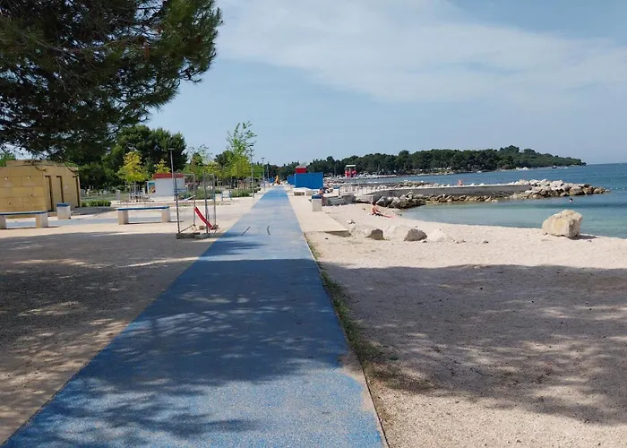 Me Living - - Strandnaehe 아파트